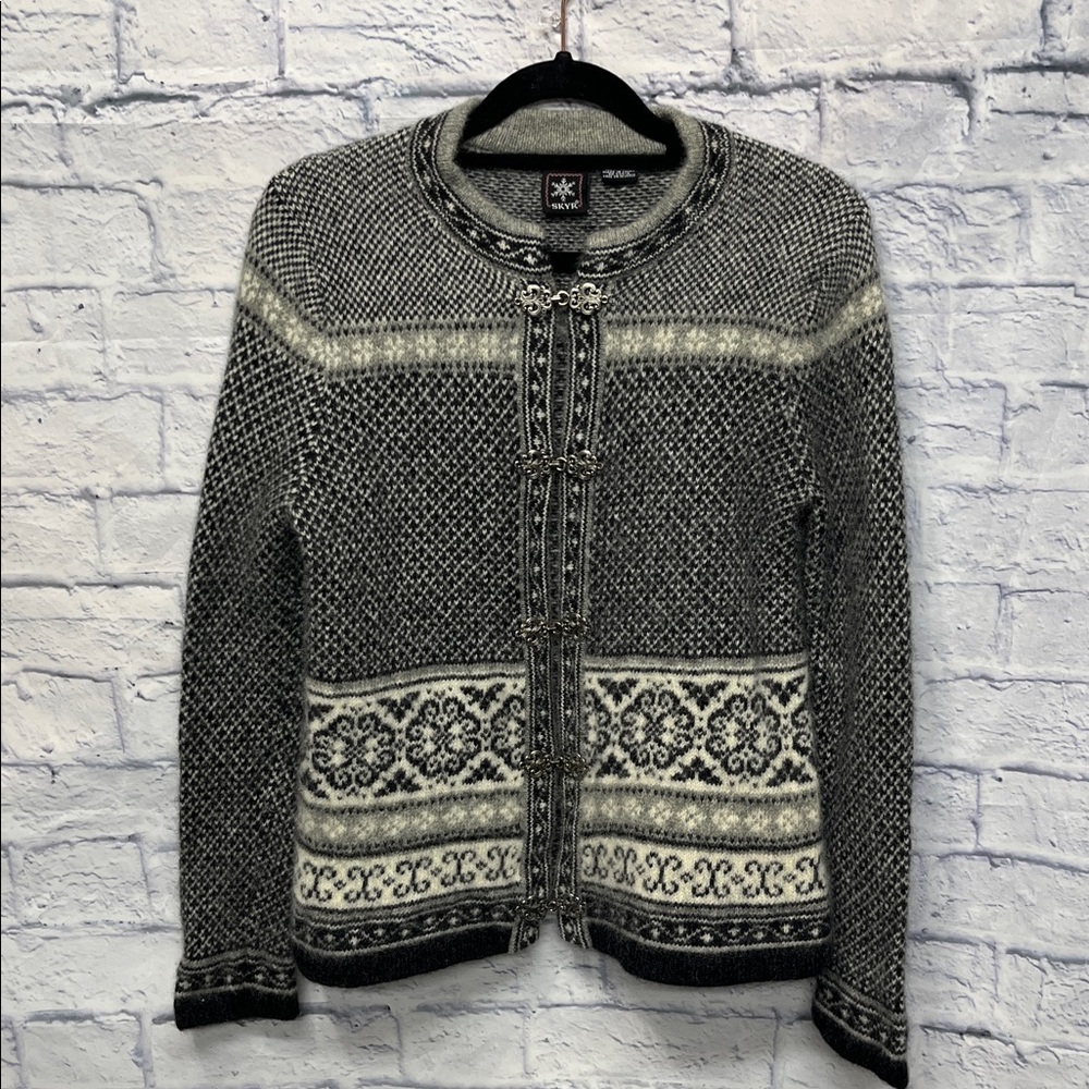 Skyr 100% wool Nordic fair isle cardigan sweater with metal clasps.